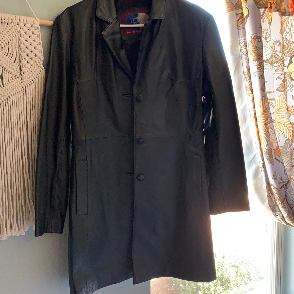 Beautiful, never worn, mid-length, leather jacket